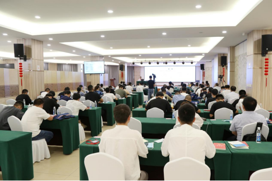 嘉兴海宁基层治理培训班上作反邪教讲座d ocx425.png